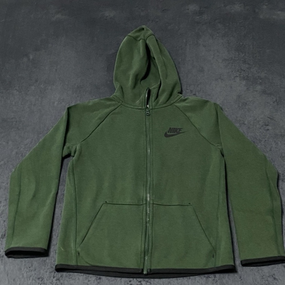 Nike Sportswear Tech Fleece Full Zip Hoodie Kids Boys L Green AR4020-323 Sporty